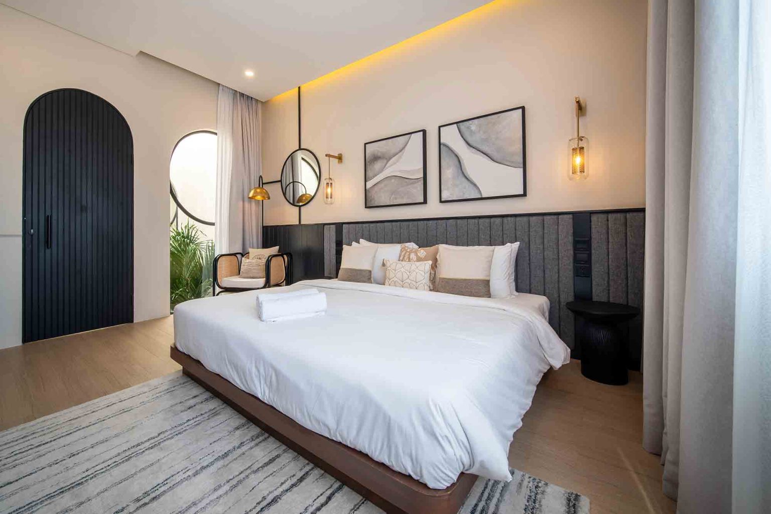 Bedrooms, view 2